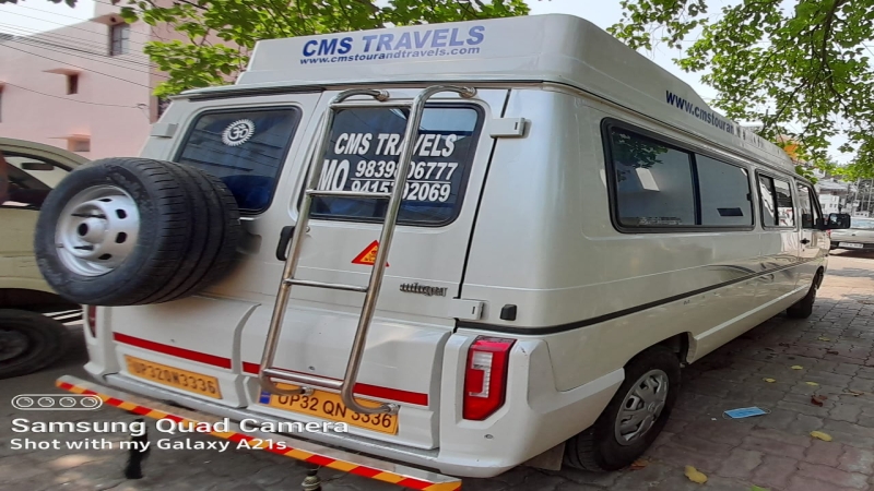 9 seater tata winger