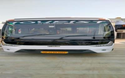 24 seater luxury mini Bus